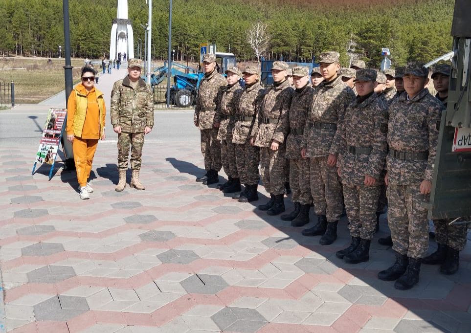 Кадеты военного колледжа имени Ш. Уалиханова поддержали экологическую акцию на курорте Бурабай