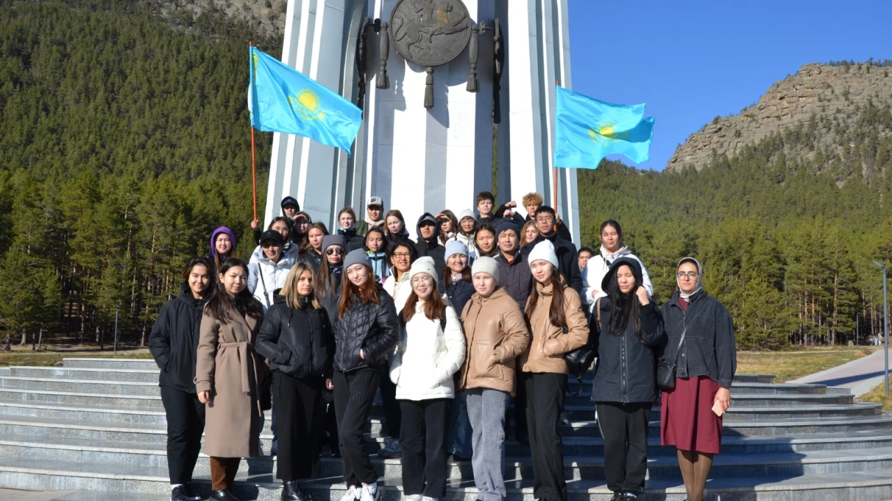 Сотрудники «Бурабай Даму» провели субботник в Щучинско-Боровской курортной зоне. 