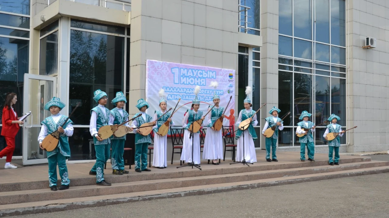 👫 1 июня на курорте Бурабай состоялась яркая детская развлекательная программа «Бақытты балалық шақ». 